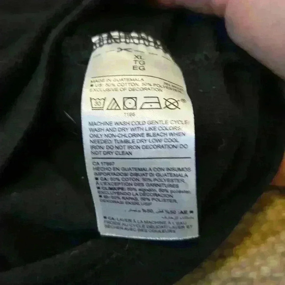 Printed Old Navy Tee - Picture 5 of 5